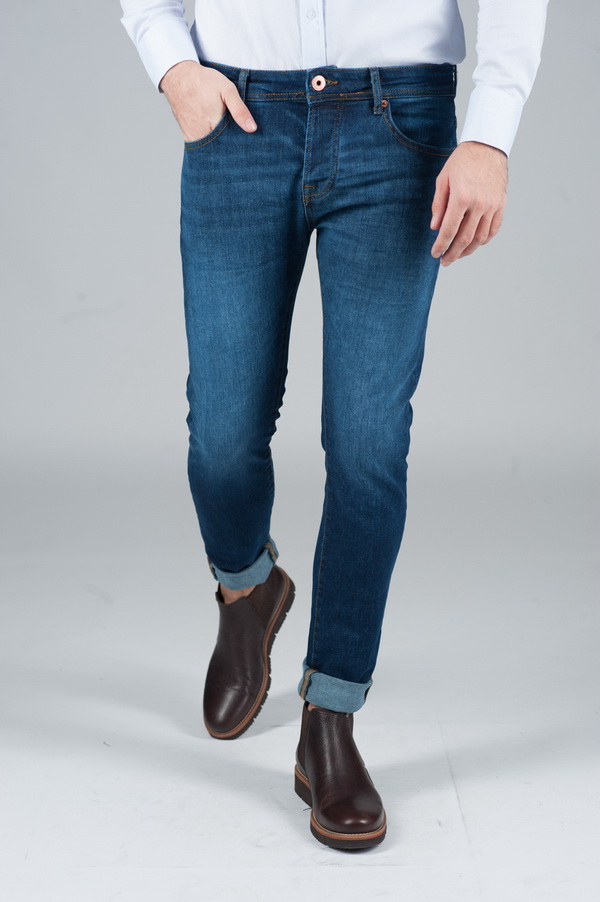 Джинсы slim fit в классическом цвете. Ар.:7-246